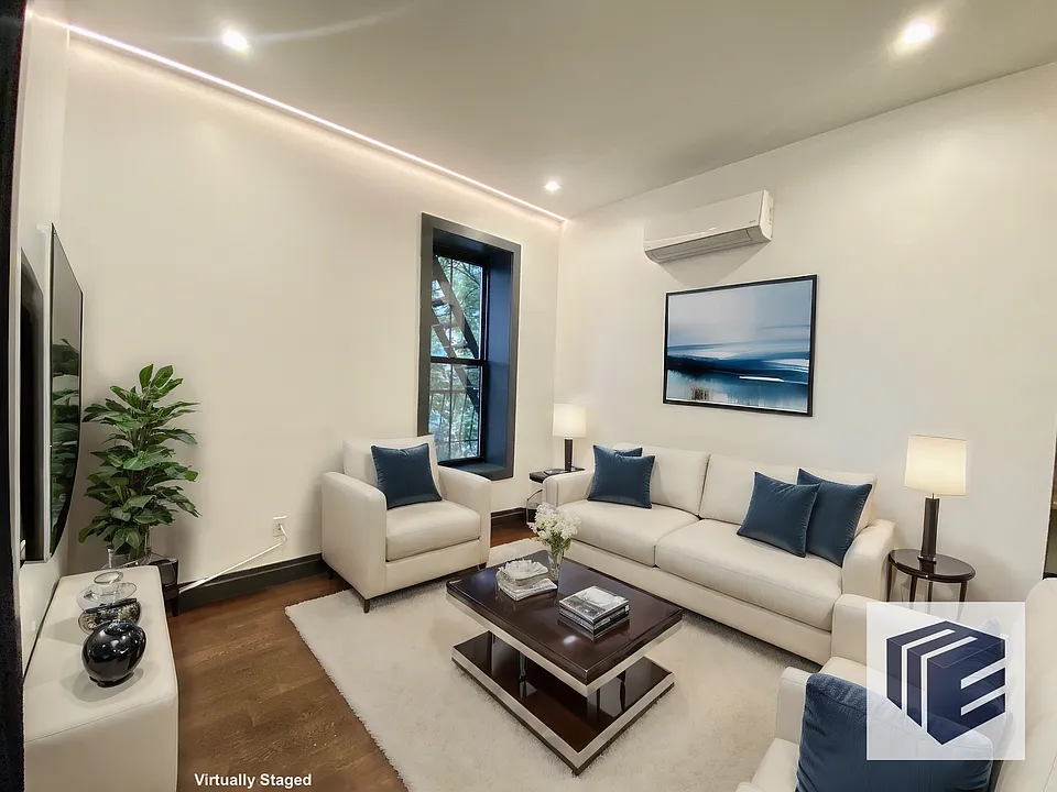 119 Kent Ave #3LL