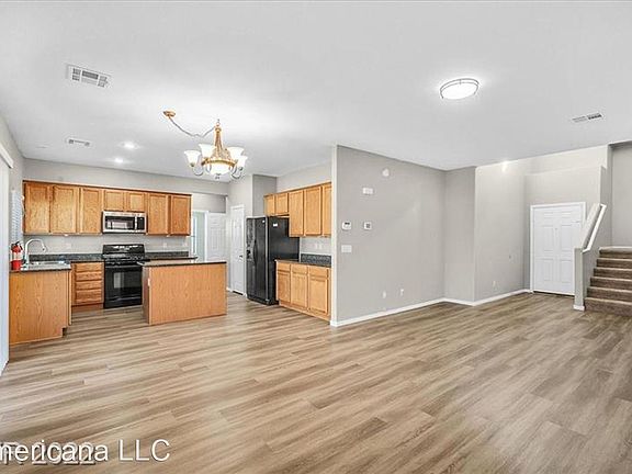 4th image of 3216 Catherine Mermet Ave