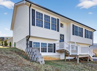 235 Locustdale Loop, Shenandoah, VA 22849
