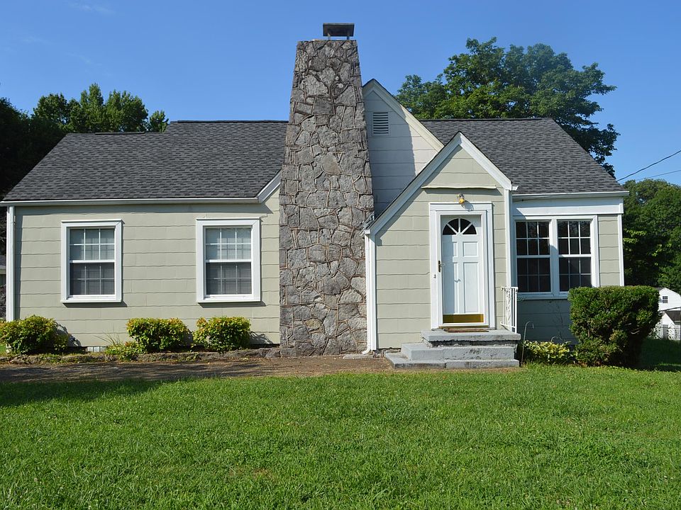 1st image of 4 Piedmont Cir