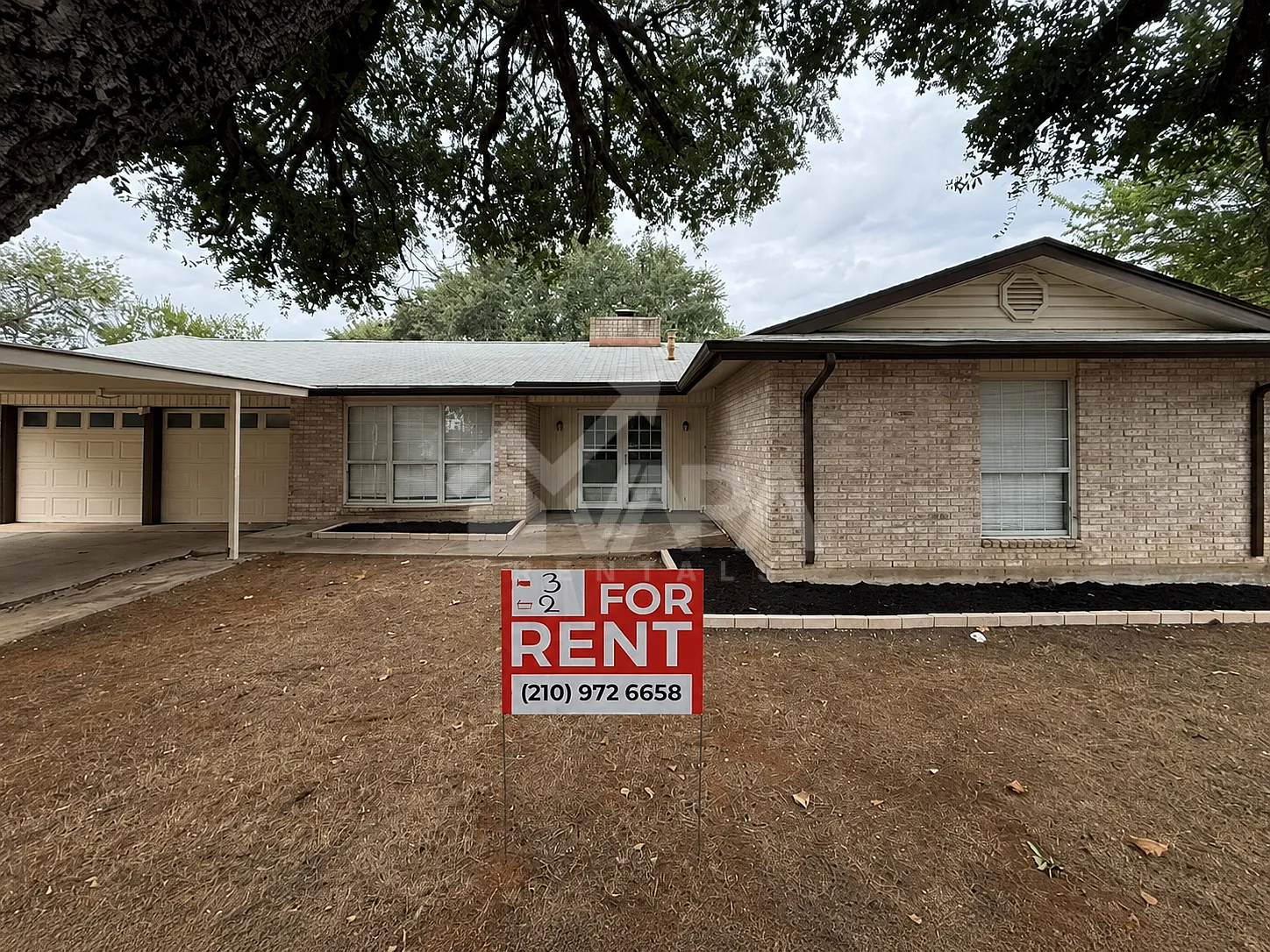 3 bed, 1948 sqft, $2,100 — Photo 1