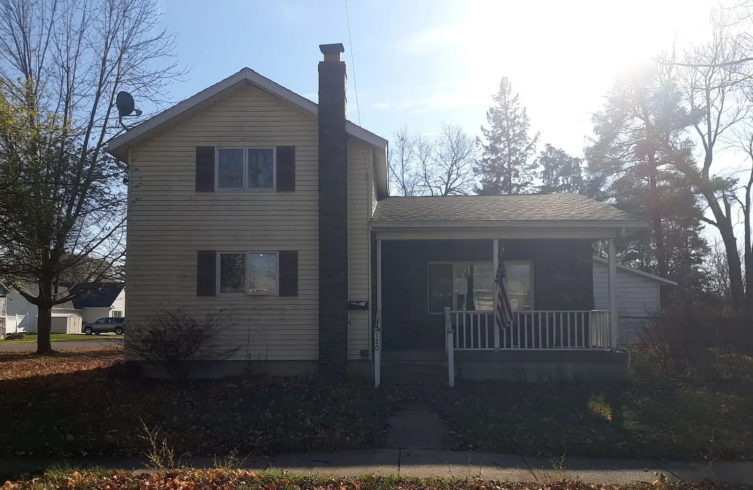 120 E Oliver St photo 1