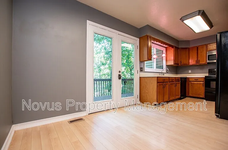 124 Mill Stream Ct — Photo 15