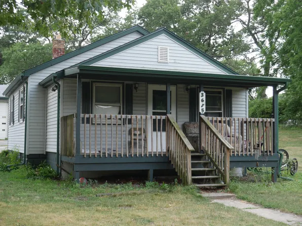 3615 E 35th Pl, Lake Station, IN 46405