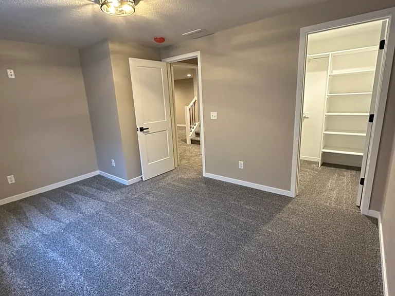 9819 Keystone Dr — Photo 29