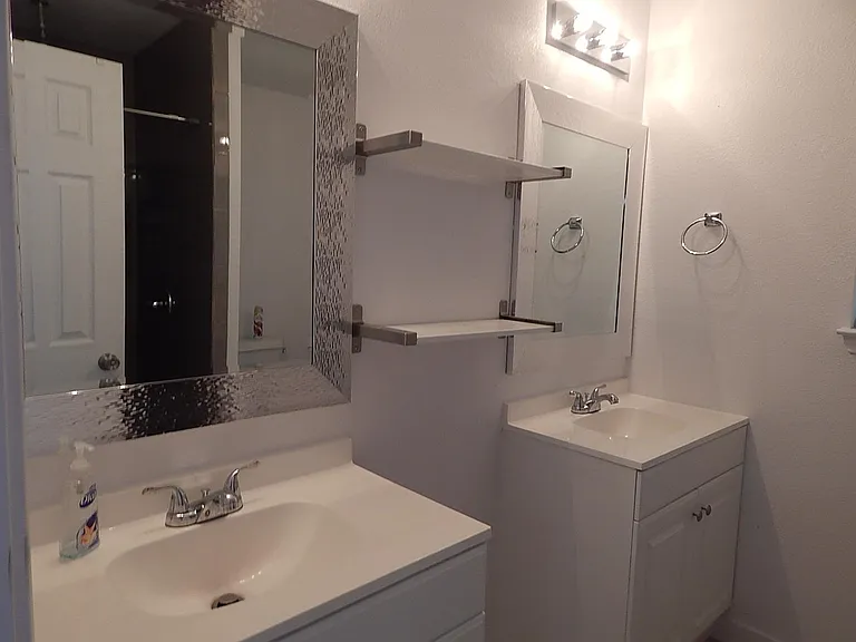 1510 Gordon St — Photo 8