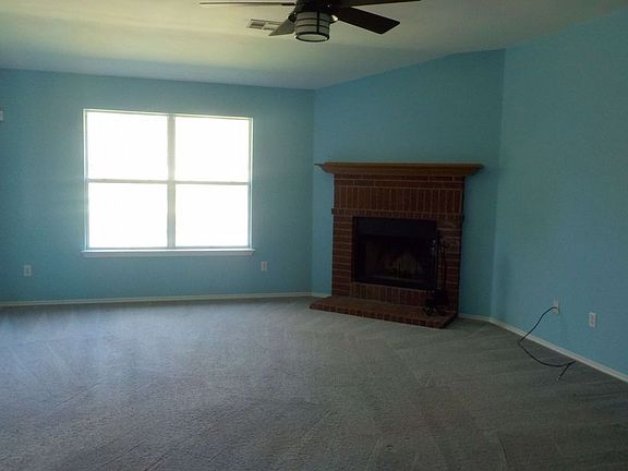 3rd image of 130 Billingsley Hts