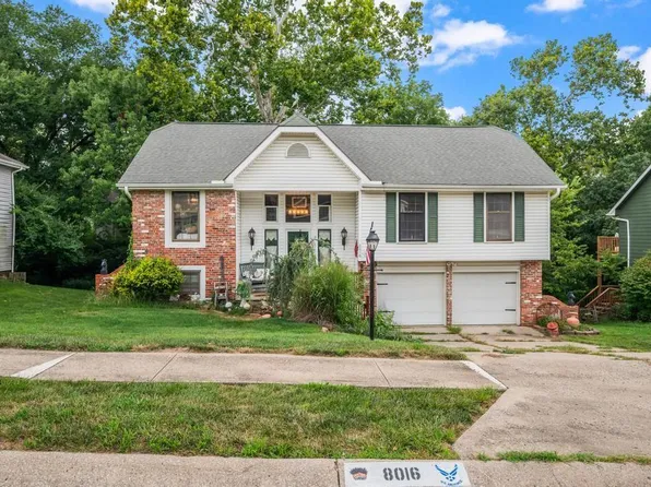 8016 N Garfield Ave, Kansas City, MO 64118