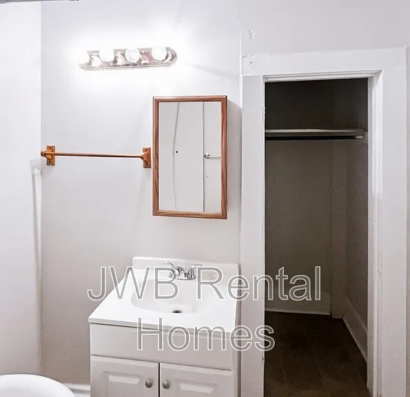 2022 Dellwood Ave #4 — Photo 13