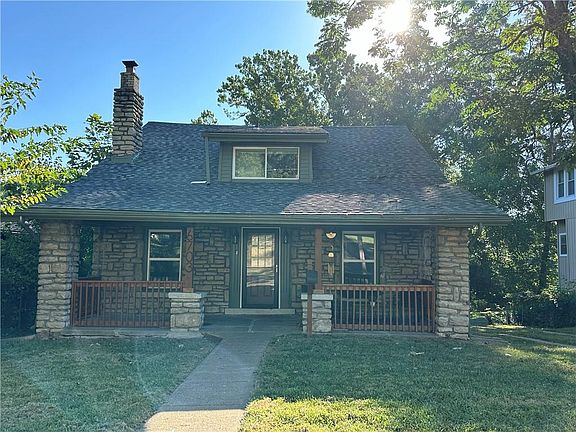 2nd image of 6703 College Ave