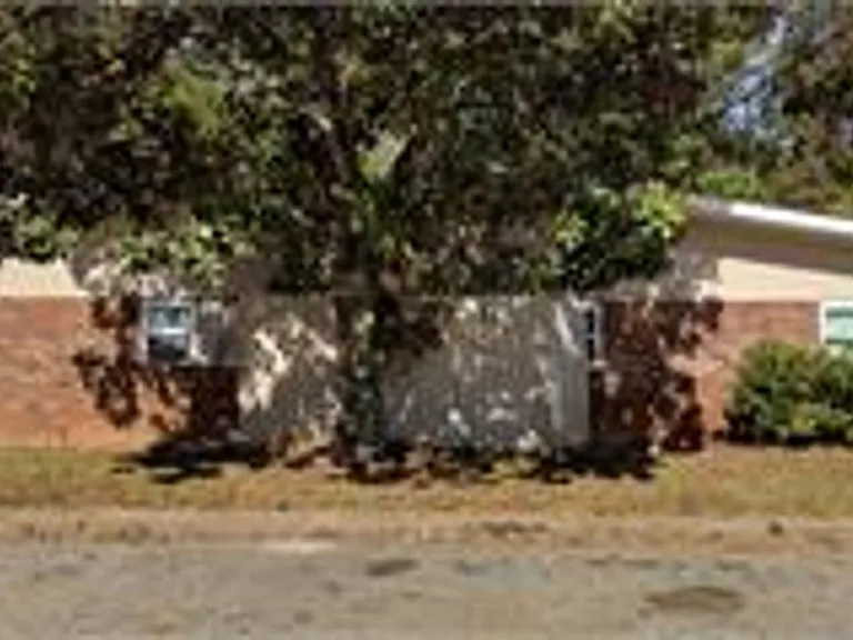 Freshly Remodeled 2BR Apartment in Stone Mountain Modern Comfort & Prime Commuter Location — Photo 3