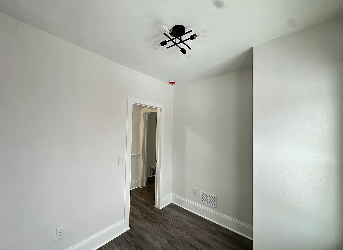 Building Photo - 4024 Poe Ave