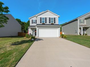 1252 Paramount Dr, Lyman, SC 29365