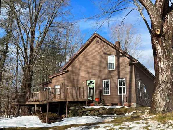 92 Forest Avenue, Swanzey, NH 03446