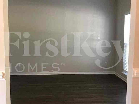 3rd image of 4204 Laurel Ridge Cir