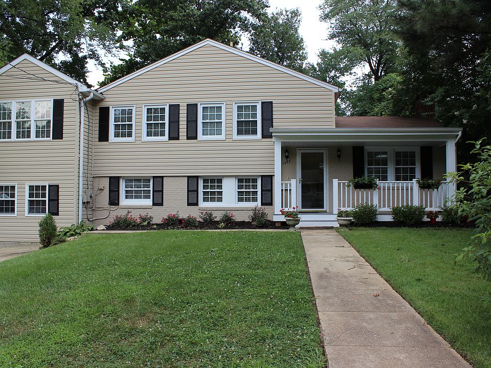 1st image of 1403 Wake Forest Dr