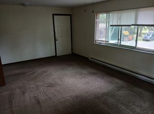 1200 Fruit St APT B, Algonac, MI 48001