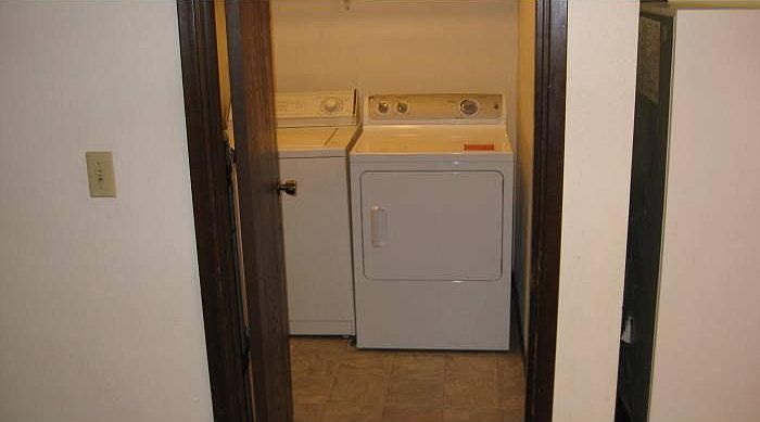 2nd image of 405 Thomas St NW