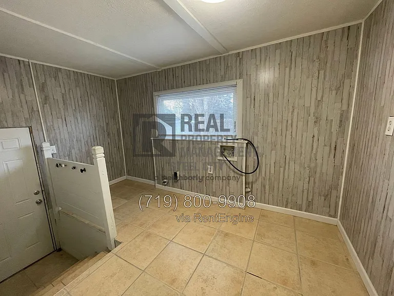 1119 Jackson St — Photo 10