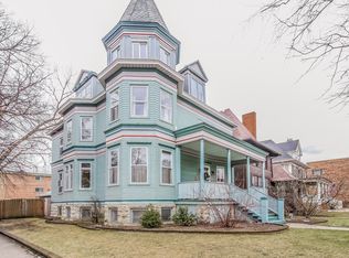400 Home Ave #A, Oak Park, IL 60302