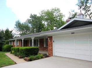 3002 E Alpine Dr, Springfield, MO 65804