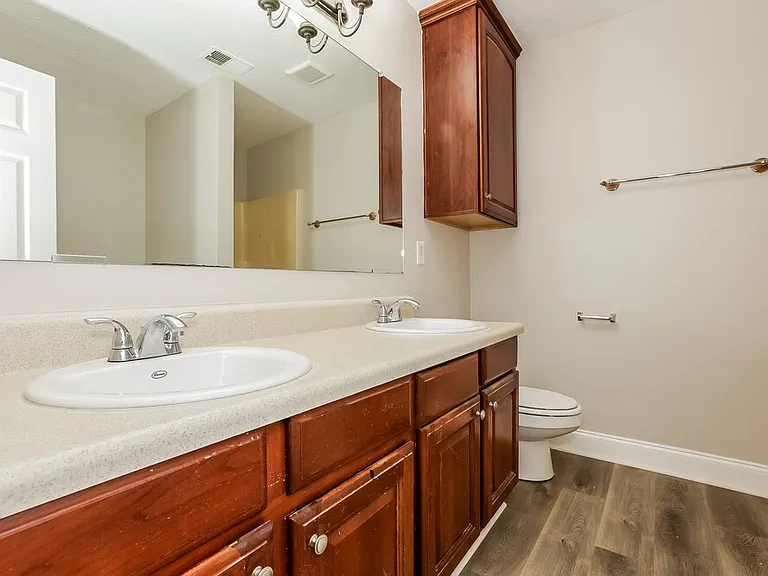430 Allens Landing Ct — Photo 10