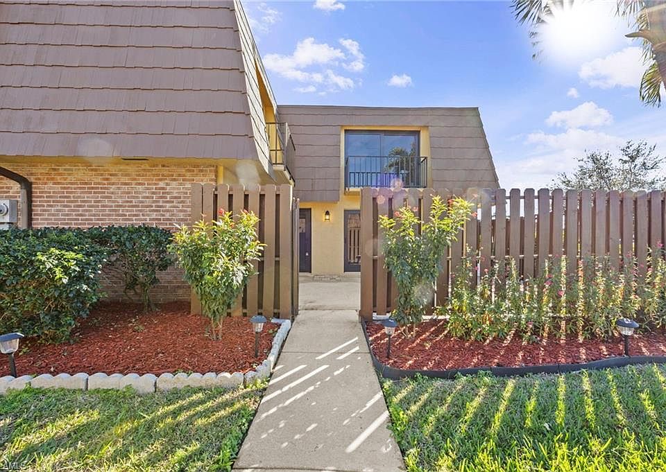 1st image of 1569 Park Meadows DR #2