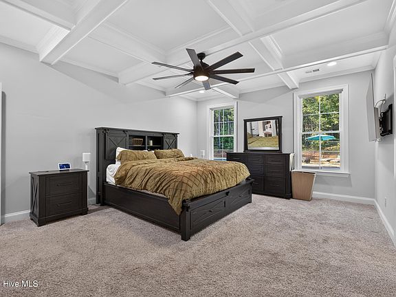 4th image of 1410 Dunwoody Place