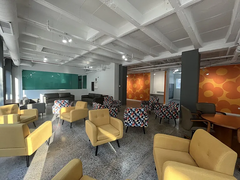 Lawrence Lofts — Photo 30