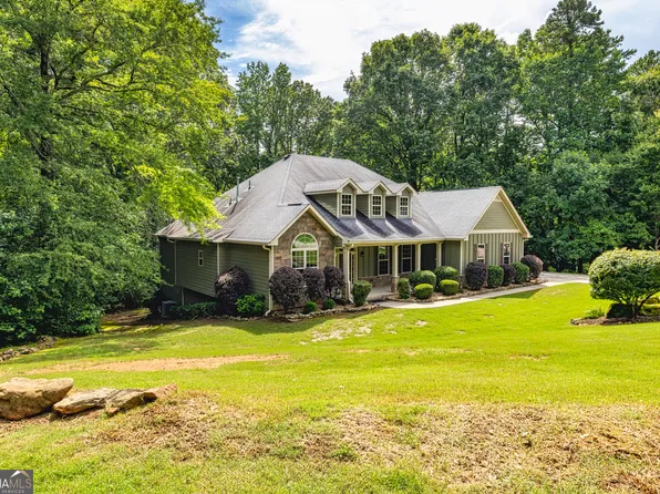 500 Barrington Farms Pkwy, Sharpsburg, GA 30277