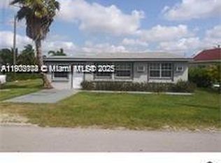 17 NE 2nd Rd #B, Homestead, FL 33030