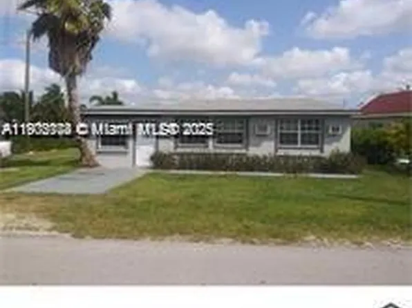 17 NE 2nd Rd #B, Homestead, FL 33030