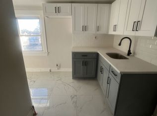 182 Chancellor Ave FLOOR 3, Newark, NJ 07112