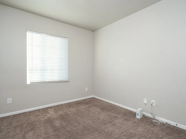 3915 Ivy Path — Photo 4