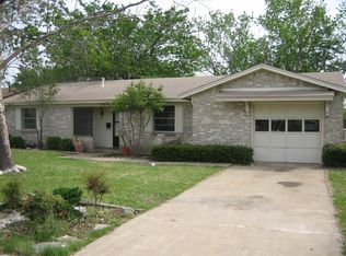 2030 Northmoor Way, Carrollton, TX 75006