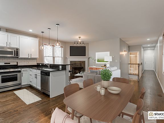 2nd image of 2701 N Campbell Ave #1