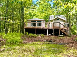 78 Trailblazer Ter #78, Gouldsboro, PA 18424