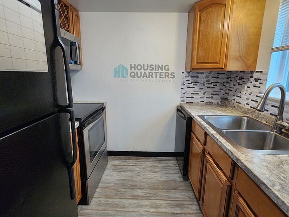 3rd image of 2107 N Houk Rd APT 7