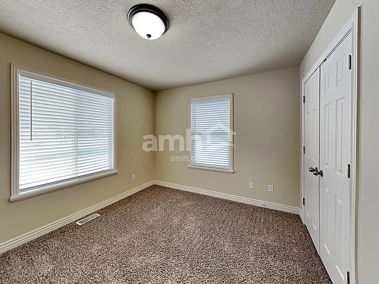 1245 E 640 S — Photo 16