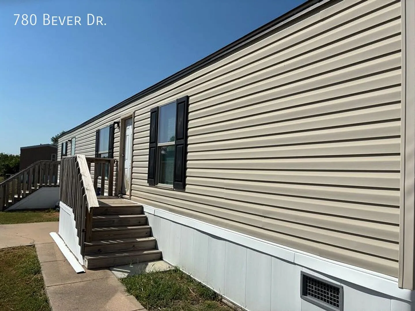 $699 move in special! — Photo 2