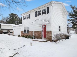 52043 Justine Dr, South Bend, IN 46628