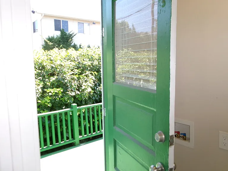 23 W Mission St #B — Photo 17