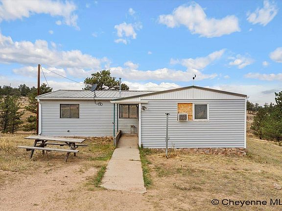 5th image of 1026 Lookout Dr