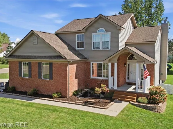 1087 Deer Creek Trl, Grand Blanc, MI 48439