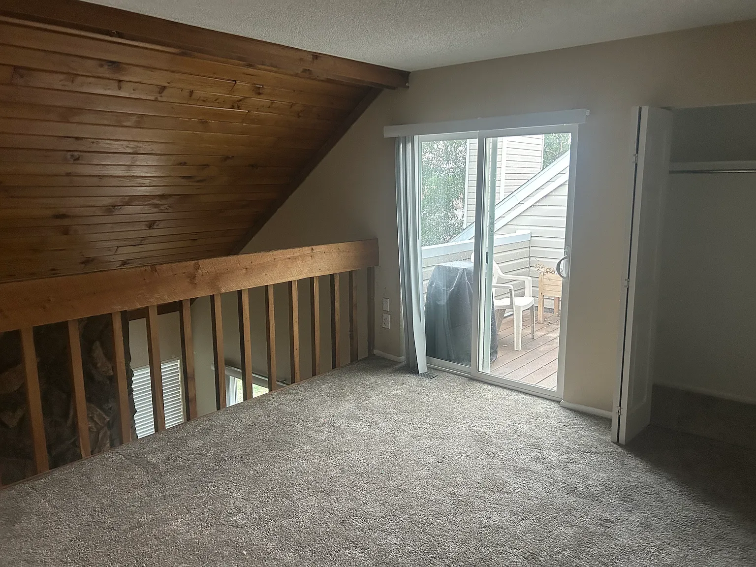 2 bed, 1153 sqft, $2,300 — Photo 2
