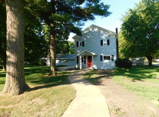 610 S Main St, Rochelle, IL 61068