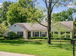 226 Travois Rd, Indian Hills, KY 40207