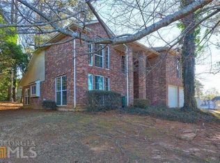 658 Woodstone Rd, Lithonia, GA 30058