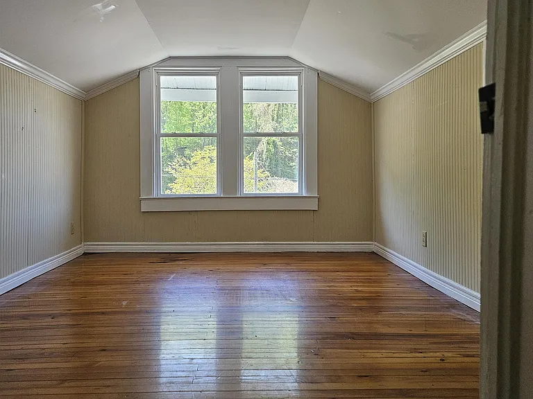 390 Harper Ave NW — Photo 6