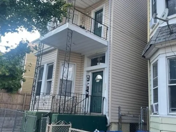 209 Park Ave, Paterson City, NJ 07501